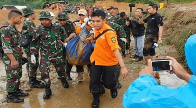 BNPB : Karena Medan Yang Berat Proses Evakuasi Masih Manual
