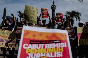 Aksi Massa Menolak Pemberian Remisi Terhadap Tersangka Pembunuh Wartawan Bali