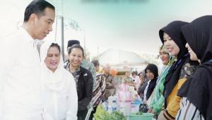 Hari Ini Presiden Jokowi Tinjau Program Mekaar di Jakarta Pusat