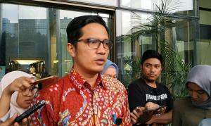 Kasus Suap Bupati Cirebon, KPK Sita Barang Bukti Dari Lokasi Penggeladahan