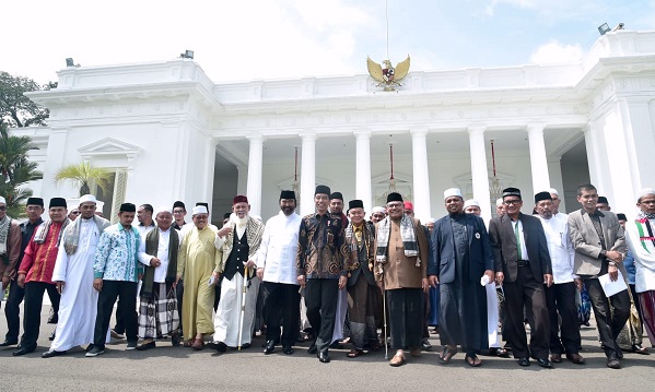 Bertemu Presiden, Ulama Aceh: Banyak Program Jokowi Untungkan Umat