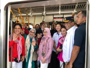 Iriana Jokowi Dan Mufida Jusuf Kalla Ikut Rasakan Uji Coba MRT Jakarta