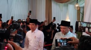 Presiden Jokowi Buka Puasa Bersama di Kediaman Ketua DPR