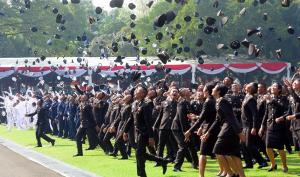 Pelantikan Perwira Remaja, Jokowi: Lindungi Pancasila dan Toleransi