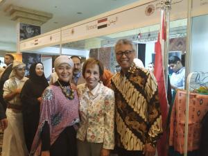 Batik Warnai Bazaar Diplomatik Internasional di Yordania