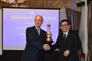 Primaduta Award untuk Perusahaan Kopi Swiss