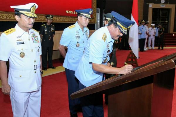 Panglima TNI Resmikan Pusat Informasi Maritim TNI