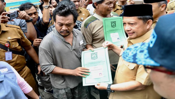 Mendagri Instruksikan Jajaran Dukcapil Layani Data Adminduk secara Cepat Bagi Korban Dampak Bencana