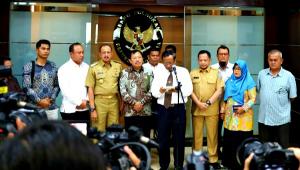 Bahas Keresahan Warga, Menkopolhukam Rapat dengan Bupati dan Ketua DPRD Natuna