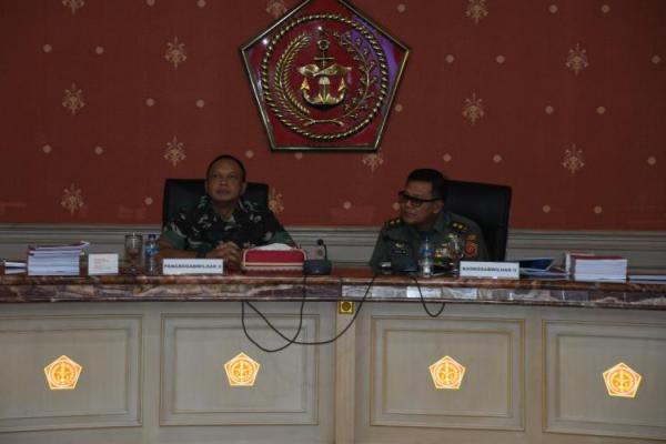 Pangkogabwilhan II Terima Paparan Rencana Operasi (RO) Kotamaops TNI di Wilayah Kerjanya   