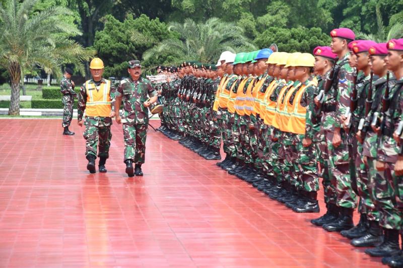Bikin Adem! Perwira Tinggi TNI Ini Temui Tokoh FPI Usai Pencopotan Baliho Rizieq