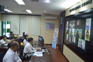 Deputi Pencegahan BNN Pantau Aktivitas Staf yang Bekerja di Rumah Melalui Video Conference