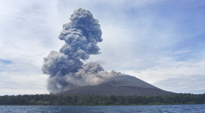 Berikut Kondisi Muka Laut dan Catatan Seismik Saat Erupsi Gunung Anak Krakatau