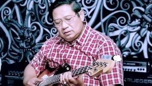Di Balik Lagu "Cahaya dalam Kegelapan" Ciptaan SBY
