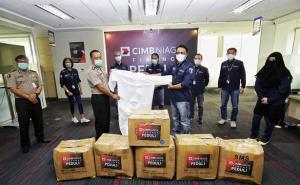 CIMB Niaga Finance Serahkan Bantuan Alat Kesehatan untuk Tenaga Medis RS Polri