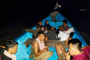 Koarmada I Kembali Amankan Pekerja Migran Ilegal dari Malaysia