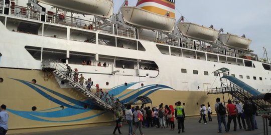 Pelni Operasikan Kapal Perintis Untuk Angkut Penumpang Antar Pulau