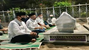 Masuk Jatim, Kapolda Fadil Diajak LaNyalla Ziarah Makam Sunan Ampel
