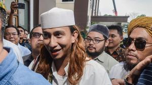 Pentolan FPI Bahar Bin Smith Dipindahkan Ke Nusa Kambangan, Penyebabnya Bikin Miris