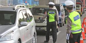 Arus Balik Lebaran, Polisi Putar Balik 9000 Kendaraan Menuju Jakarta