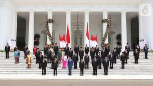 Tak Terdengar Kontribusinya Selama Pandemi, Jokowi Harus Reshuffle 11 Menteri Ini