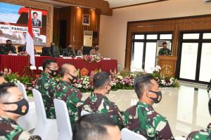 Panglima TNI : TNI-Polri Dua Institusi Besar Strategis Bangsa ber-Bhinneka Tunggal Ika
