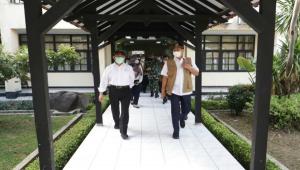 Doni Monardo Tinjau Kesiapan Balai Jasa Konstruksi IV Surabaya untuk Penangan Covid-19