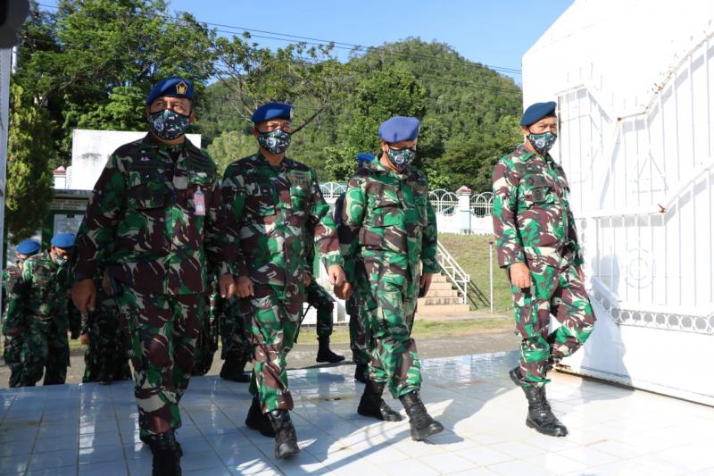 Mengenang Jasa Pahlawan, Lanud SPR Ziarah Ke TMP Kesuma Trikora Dalam Rangka Hari Bakti Ke-73 TNI AU