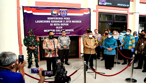 Cegah Covid-19, Mendagri Launching Gerakan 2 Juta Masker di Kota Depok