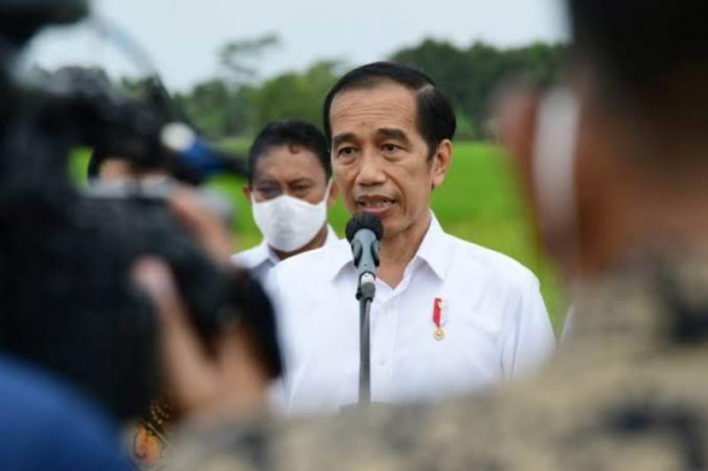 Bagikan Banpres Kepada UMKM, Jokowi : Ini Hibah Bukan Pinjaman