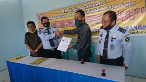 Kerjasama LBH  Fiat Justitia Batusangkar dengan Lembaga Pembinaan Khusus anak Kelas II Tanjung Pati Kabupaten Lima Puluh Kota