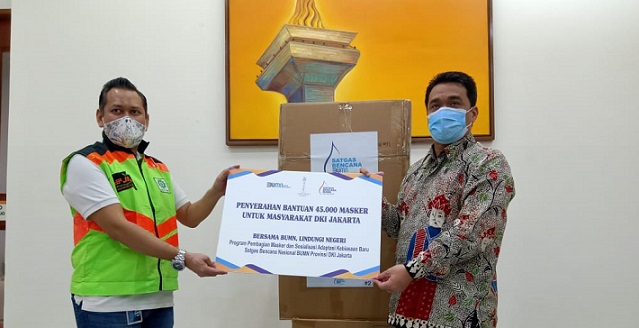 Cegah Penyebaran Covid-19 di Jakarta, Satgas Bencana Nasional BUMN DKI Bagikan Puluhan Ribu Masker