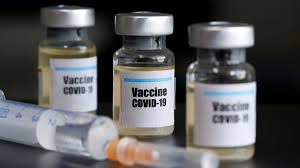 Menko Luhut Sebut Vaksinasi Covid-19 Massal Terancam Molor Dilakukan