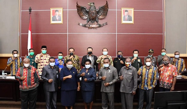 Revisi UU Otsus Papua Harus Tingkatkan Kesejahteraan Rakyat Papua dan Papua Barat