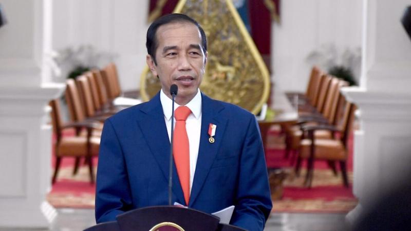 Penuh Kejanggalan, Jokowi Teken Omnibus Law 3 Hari Lebih Cepat