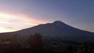 Gunung Merapi Siaga III, LaNyalla Minta Anggota DPD Fokus Bantu Warga