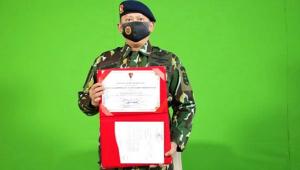Bamsoet Terima Anugerah Warga Kehormatan Utama Korps Brimob
