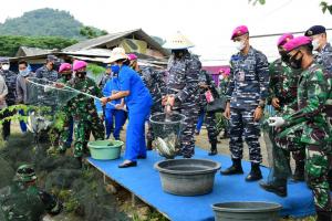 Kasal : Keberadaan TNI AL Harus Punya Manfaat Bagi Masyarakat