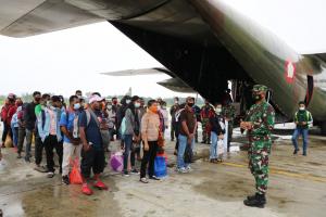 Panglima TNI Siapkan Hercules Bantu Masyarakat Papua Rayakan Natal