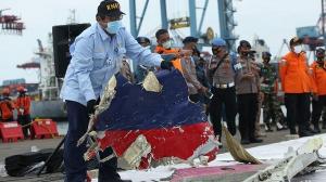KNKT: Pesawat Sriwijaya SJ-182 Tidak Meledak di Udara Sebelum Membentur Laut