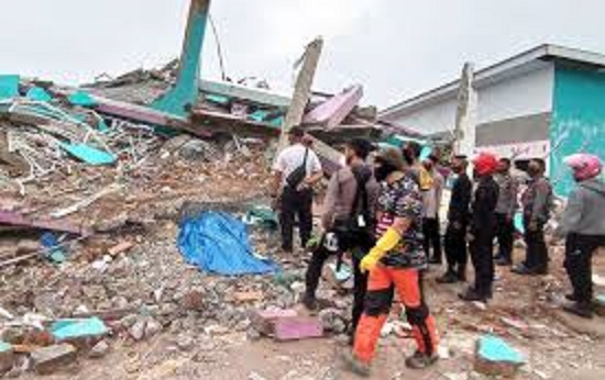 Sebanyak 42 Orang Meninggal Dunia Akibat Gempa M6,2 di Sulawesi Barat