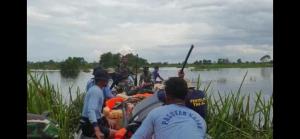 TNI ALTembus Daerah Terisolasi Banjir Dengan Bantuan Kompas