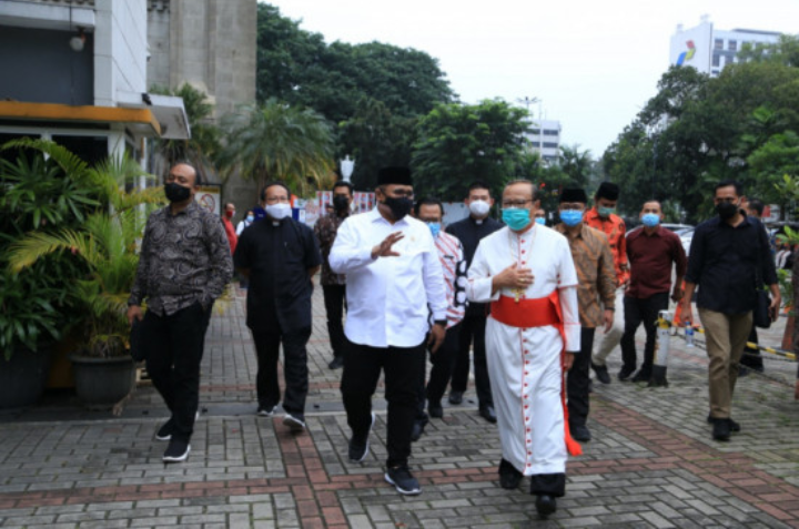 Bertemu Uskup Agung Jakarta, Menag: Visi Kebangsaan dan Moderasi Beragama Jadi Prioritas