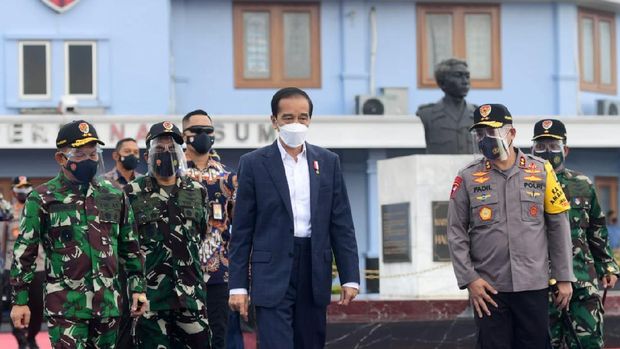 Ke Pacitan, Jokowi Resmikan Bendungan Tukul