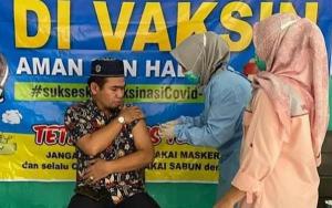 Ikuti Vaksinasi Dosis Dua, Ketua DPRD Fajran : Masyarakat Tidak Perlu Ragu Ikut Vaksinasi