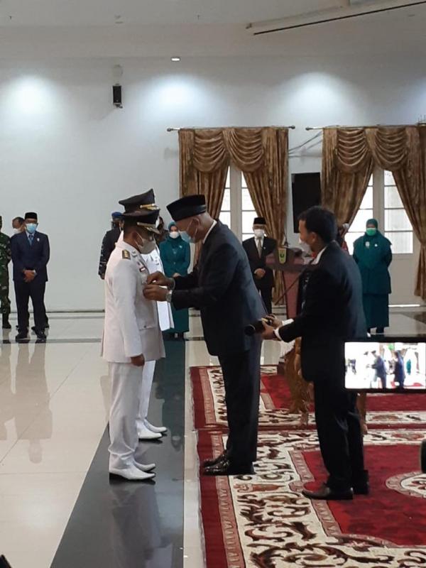 Eka putra dan Richi Aprian Dilantik Sebagai Bupati Tanah Datar oleh Gubernur Sumatera Barat