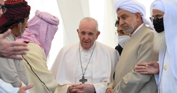 Paus Fransiskus Desak Agama Abraham Mengusahakan Jalan Perdamaian di Irak
