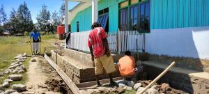 Masyarakat Kampung Holima Jayawijaya Menikmati Rumah Ibadah Hasil Renovasi Lanud Silas Papare