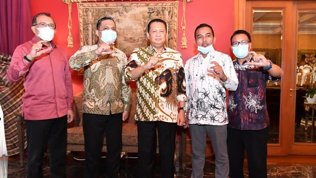 Terima KI Kalimantan Timur, Bamsoet Ingatkan Pentingnya Keterbukaan Informasi Publik