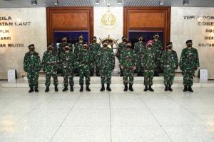 Kasal Terima Pelaporan Korps Kenkat 14 Pati TNI AL